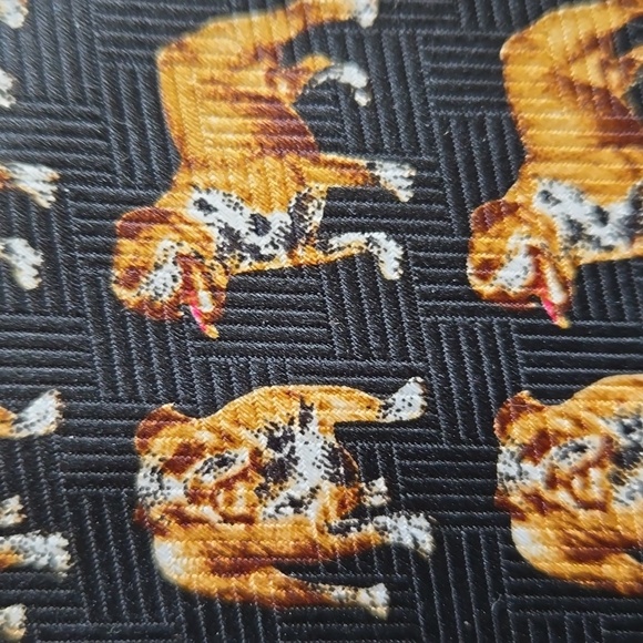 ESOP Bulldog silk necktie - Picture 3 of 7
